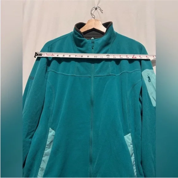 Arc'teryx Men's Teal and Light Blue Ski Jacket - Picture 11 of 15